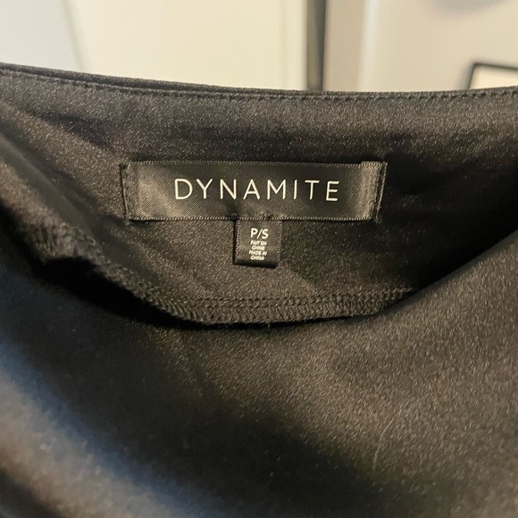 Dynamite satin dress - Picture 6 of 6